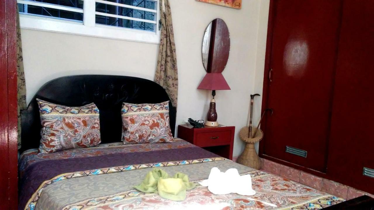 Casa El Patio Andalu Hotel Cienfuegos Ngoại thất bức ảnh